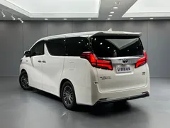 2021 Toyota Alphard Hybrid 2.5L Premium, белый — фото 6