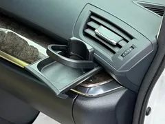 2021 Toyota Alphard Hybrid 2.5L Premium, белый — фото 31