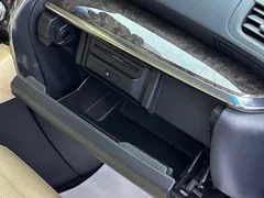 2021 Toyota Alphard Hybrid 2.5L Premium, белый — фото 32