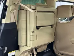 2021 Toyota Alphard Hybrid 2.5L Premium, белый — фото 40
