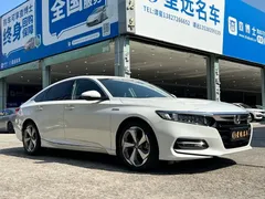 2018 Honda Accord 2.0L VI, белый — фото 3
