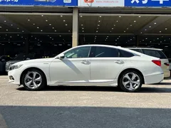 2018 Honda Accord 2.0L VI, белый — фото 13