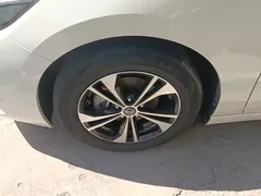 2021 Nissan Sylphy 1.6L XL CVT, белый — фото 23