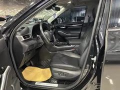2022 Toyota Highlander 380T 4WD Premium 7-seat, чёрный — фото 2