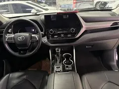 2022 Toyota Highlander 380T 4WD Premium 7-seat, чёрный — фото 4