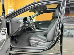 2022 Toyota Avalon Hybrid 2.5L Luxury, чёрный — фото 6
