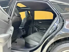 2022 Toyota Avalon Hybrid 2.5L Luxury, чёрный — фото 9