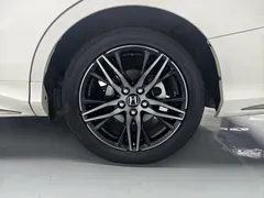 2022 Honda Odyssey 2.0L e:HEV, белый — фото 9