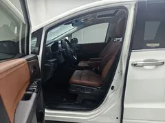 2022 Honda Odyssey 2.0L e:HEV, белый — фото 17