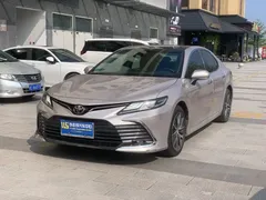 2021 Toyota Camry 2.5G Luxury — фото 1