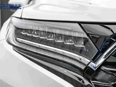 2020 Honda UR-V 370TURBO 2WD Premium, белый — фото 10