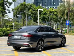 2022 Audi A4L 40 TFSI — фото 6