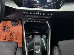 2022 Audi A3 A3L Limousine 35 TFSI, белый — фото 12