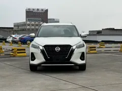 2022 Nissan Kicks 1.5L CVT XV, белый — фото 2