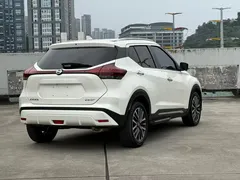 2022 Nissan Kicks 1.5L CVT XV, белый — фото 6