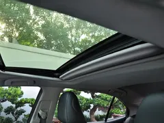 2021 Toyota Camry 2.5HGVP, белый — фото 12