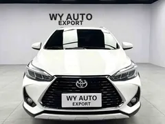 2022 Toyota Yaris L Zhixuan X 1.5L CVT PLUS, белый — фото 2