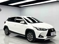 2022 Toyota Yaris L Zhixuan X 1.5L CVT PLUS, белый — фото 3