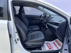 2022 Toyota Yaris L Zhixuan X 1.5L CVT Luxury Plus, белый — фото 16