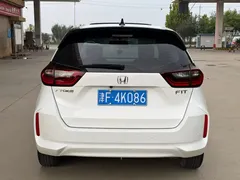 2022 Honda Fit 1.5L CVT Sunroof, белый — фото 5