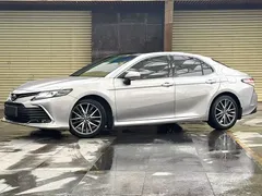 2021 Toyota Camry 2.5G Luxury — фото 2