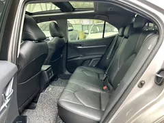 2021 Toyota Camry 2.5G Luxury — фото 4