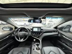 2021 Toyota Camry 2.5G Luxury — фото 5