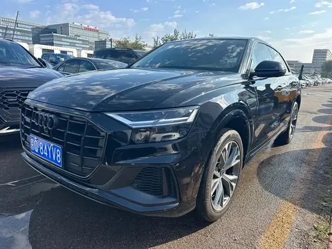 2021 Audi Q8 55 TFSI Sport