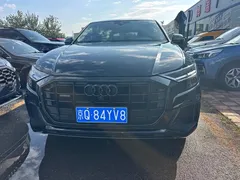 2021 Audi Q8 55 TFSI Sport, чёрный — фото 2