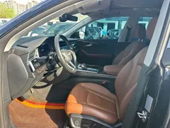 2021 Audi Q8 55 TFSI Sport, чёрный — фото 7