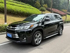 2021 Toyota Highlander 2.0T 4WD Luxury 7, чёрный — фото 1