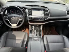 2021 Toyota Highlander 2.0T 4WD Luxury 7, чёрный — фото 6