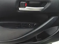 2022 Toyota Corolla TNGA 1.5L CVT, белый — фото 9