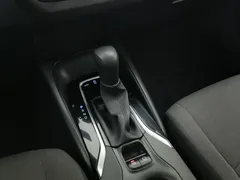 2022 Toyota Corolla TNGA 1.5L CVT, белый — фото 13