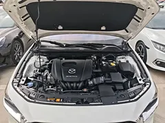 2020 Mazda 3 1.5L, белый — фото 20
