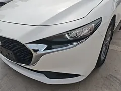 2020 Mazda 3 1.5L, белый — фото 24