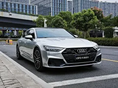 2022 Audi A7 45 TFSI — фото 3