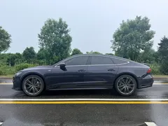 2021 Audi A7 45 TFSI, синий — фото 3