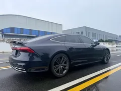 2021 Audi A7 45 TFSI, синий — фото 9