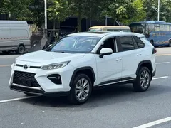 2021 Toyota Wildlander 2.0L CVT 2WD Luxury, белый — фото 1