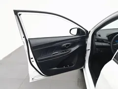 2021 Toyota Vios 1.5L CVT, белый — фото 8