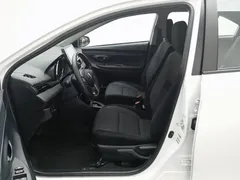 2021 Toyota Vios 1.5L CVT, белый — фото 10