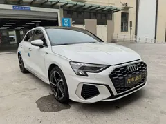2023 Audi A3 Sportback 35 TFSI Fashion Sport, белый — фото 3