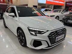 2023 Audi A3 Sportback 35 TFSI, белый — фото 3