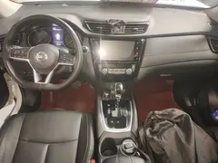 2021 Nissan X-Trail 2.0L CVT 2WD XL Premium Commemorative, белый — фото 10