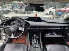 2023 Mazda 3 2.0L, белый — фото 7