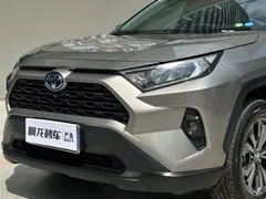 2023 Toyota RAV4 2.5L E-CVT — фото 20