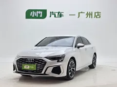 2022 Audi A3L Limousine 35 TFSI Sport, белый — фото 1