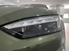 2021 Audi A5 Sportback 40 TFSI, зелёный — фото 13