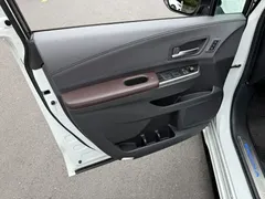 2021 Toyota Sienna 2.5L Hybrid Platinum, белый — фото 6